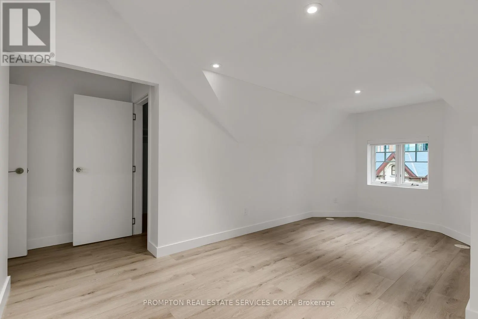 9 GLOUCESTER STREET