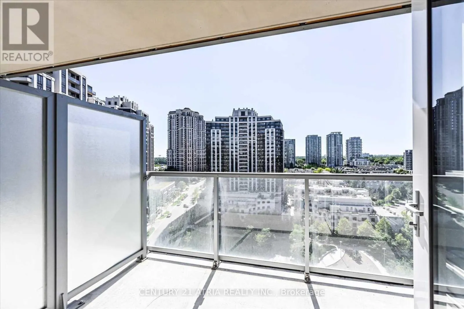 1235 - 120 HARRISON GARDEN BOULEVARD