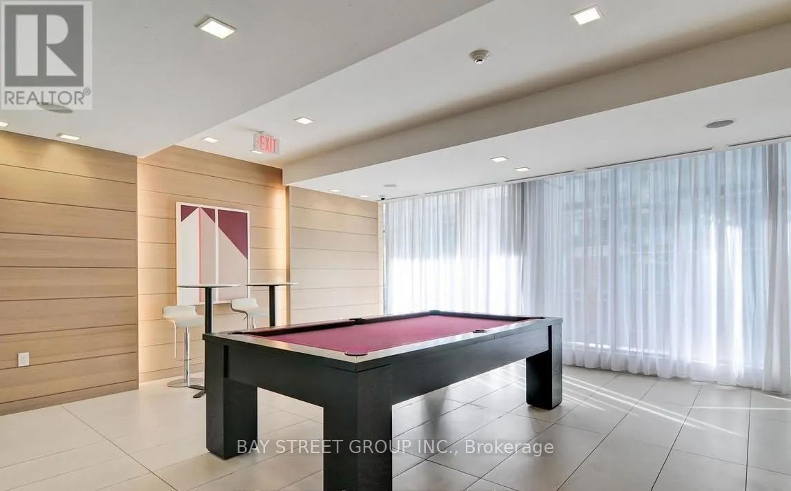 341 - 39 QUEENS QUAY E