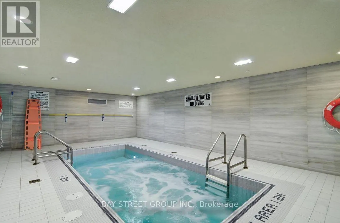 341 - 39 QUEENS QUAY E