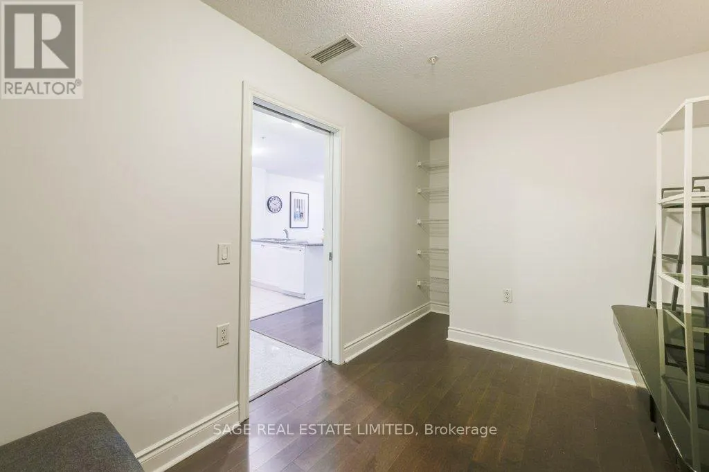 307 - 12 REAN DRIVE