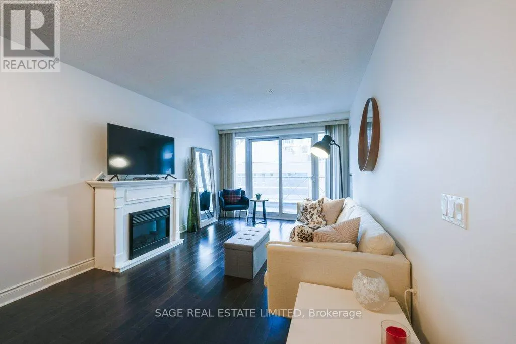 307 - 12 REAN DRIVE