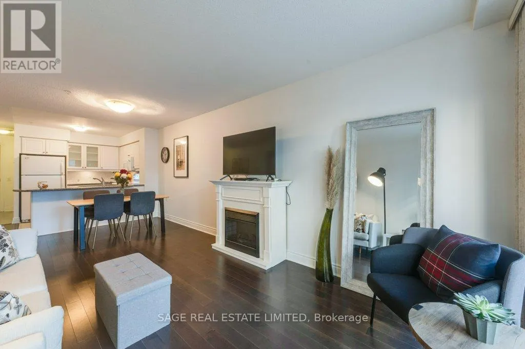 307 - 12 REAN DRIVE