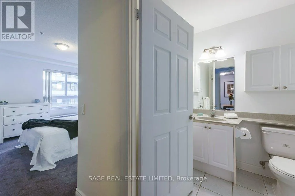 307 - 12 REAN DRIVE