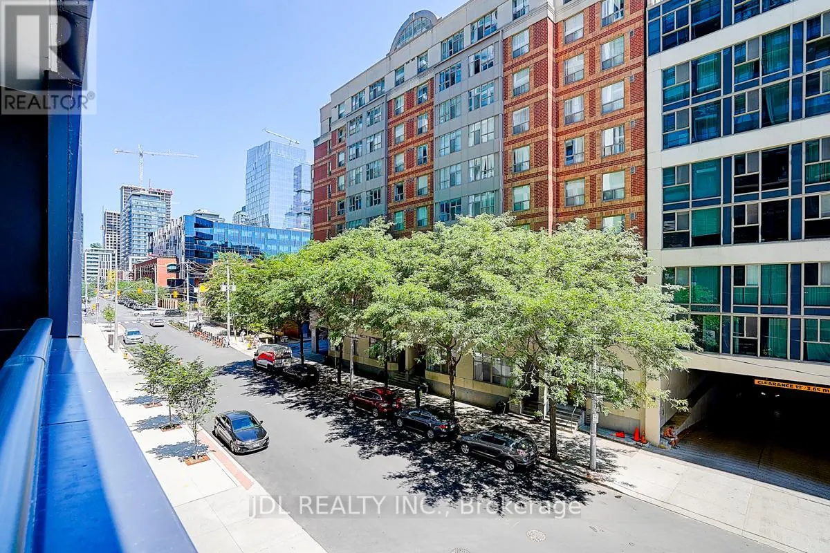 202 SE - 60 PRINCESS STREET