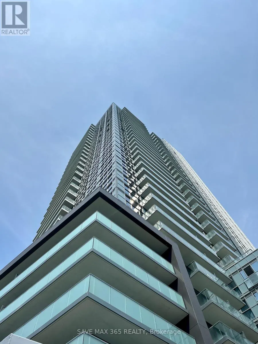1101 - 125 REDPATH AVENUE