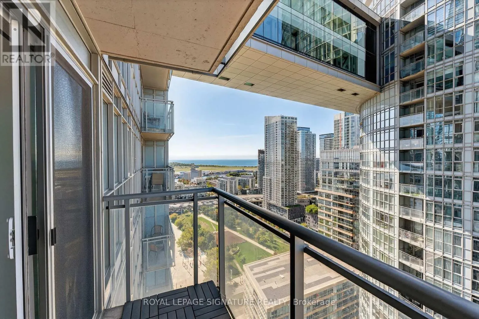 2811 - 15 ICEBOAT TERRACE