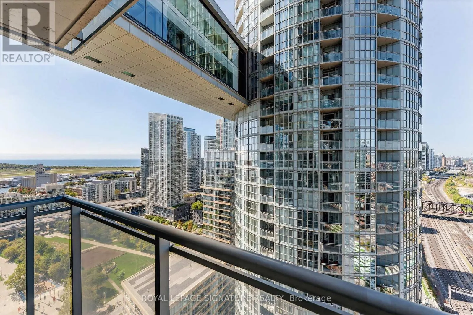 2811 - 15 ICEBOAT TERRACE
