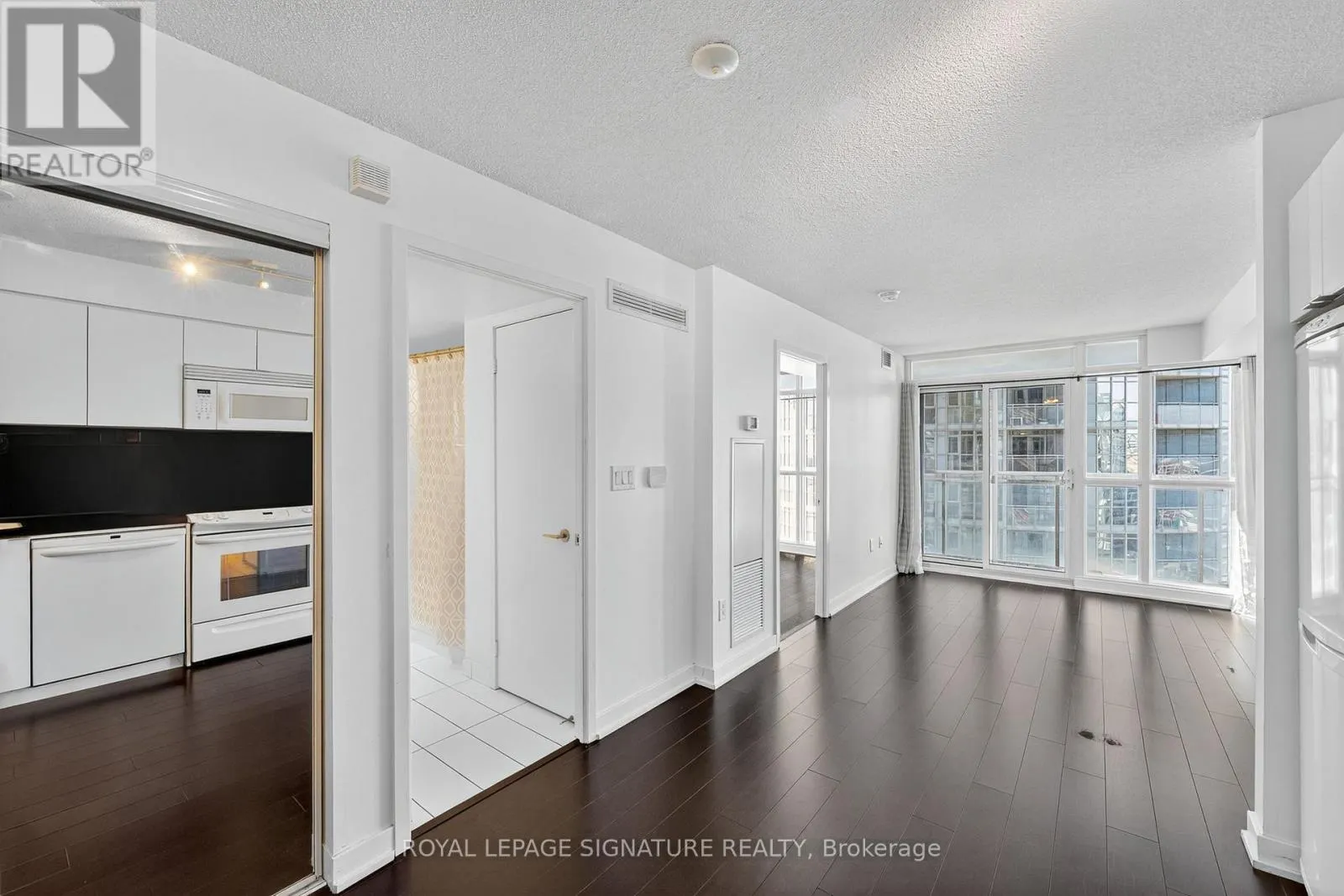 2811 - 15 ICEBOAT TERRACE