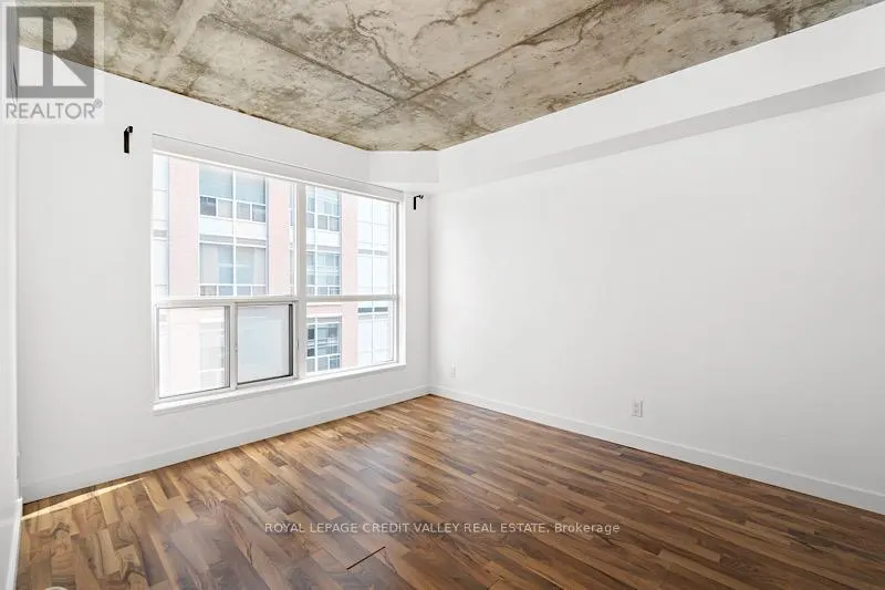 505 - 1005 KING STREET W