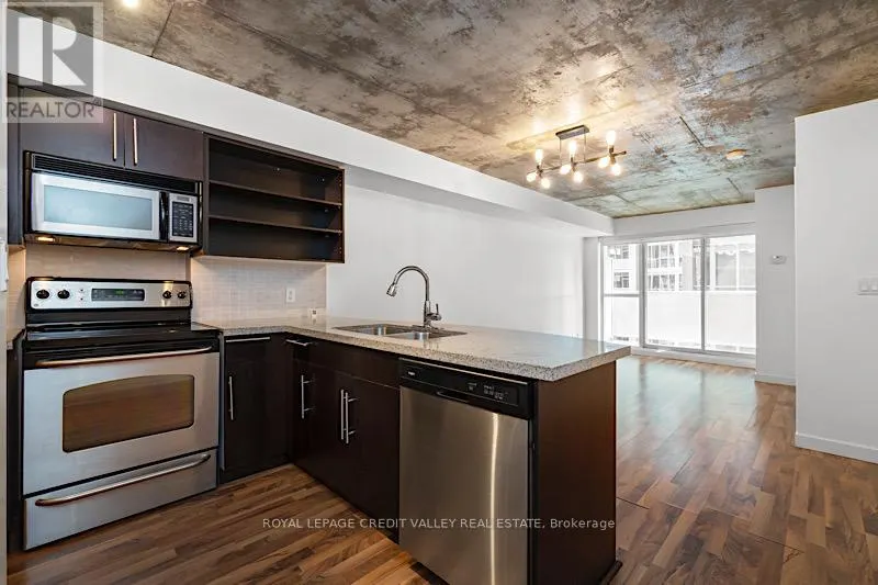 505 - 1005 KING STREET W