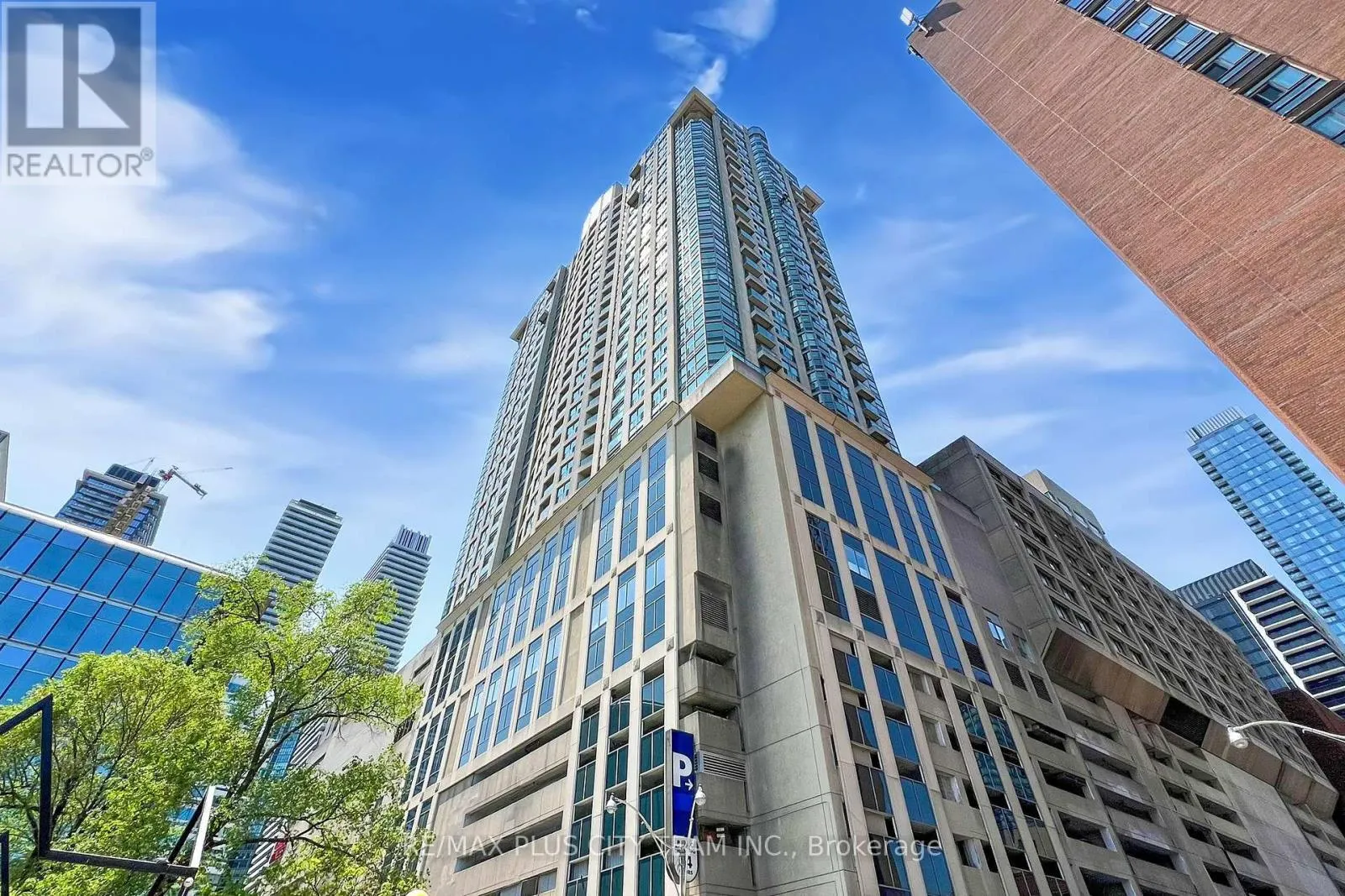 2515 - 8 PARK ROAD