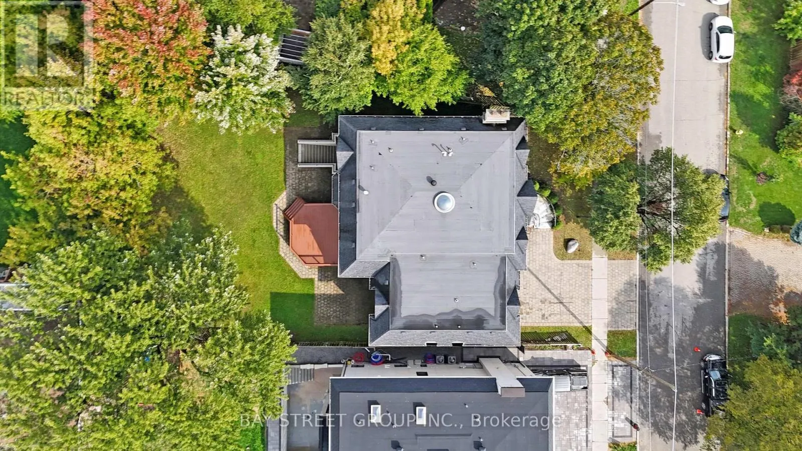 112 CENTRE AVENUE