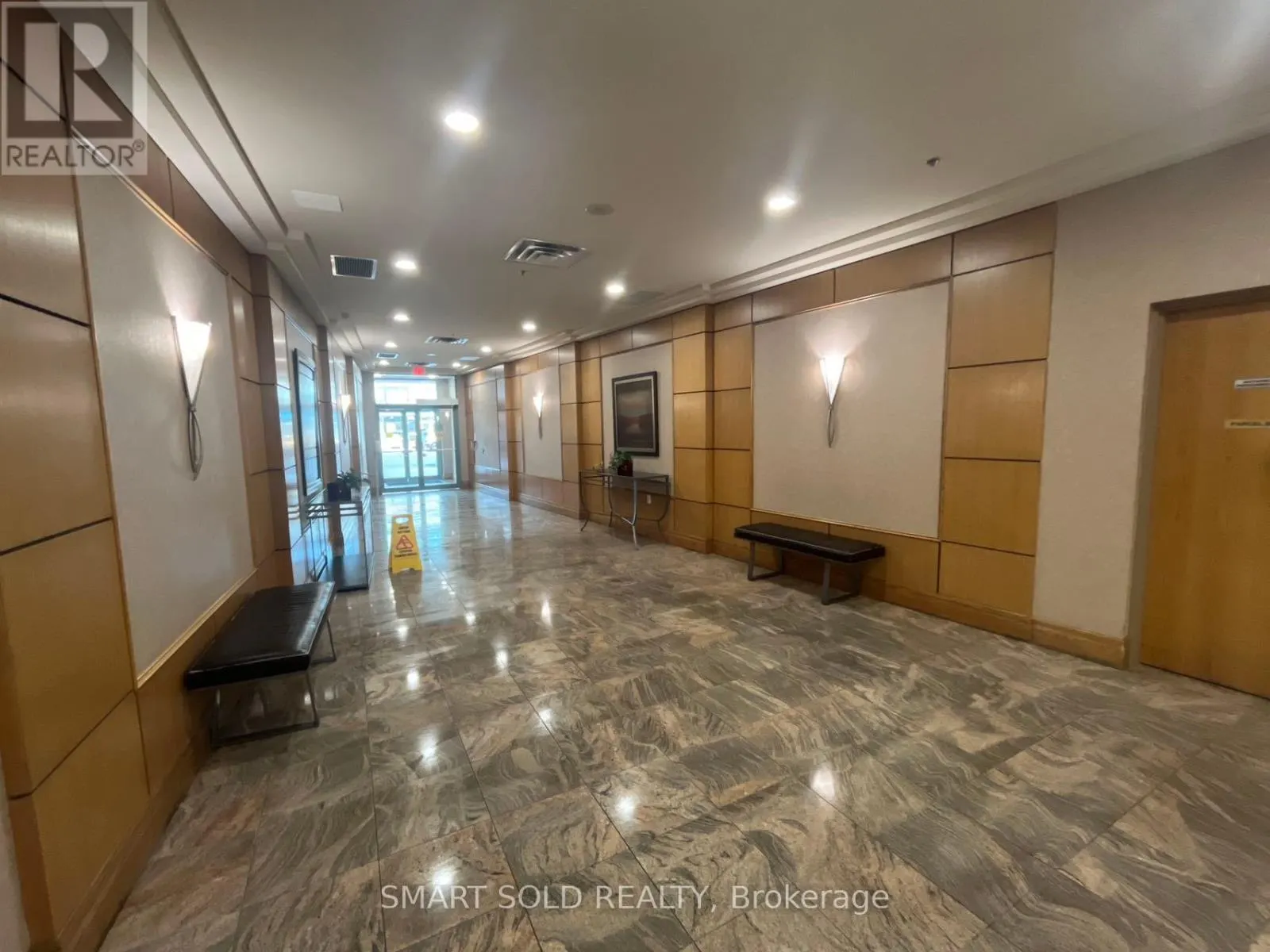 2501 - 5508 YONGE STREET