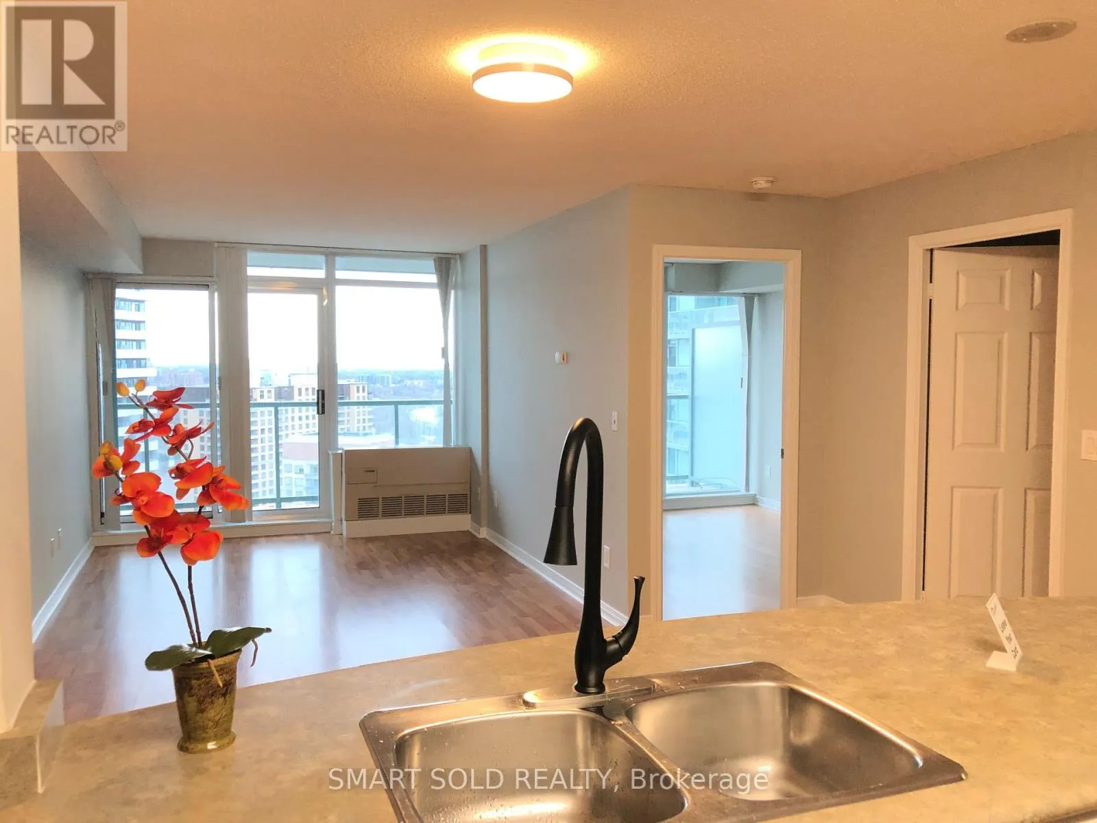 2501 - 5508 YONGE STREET