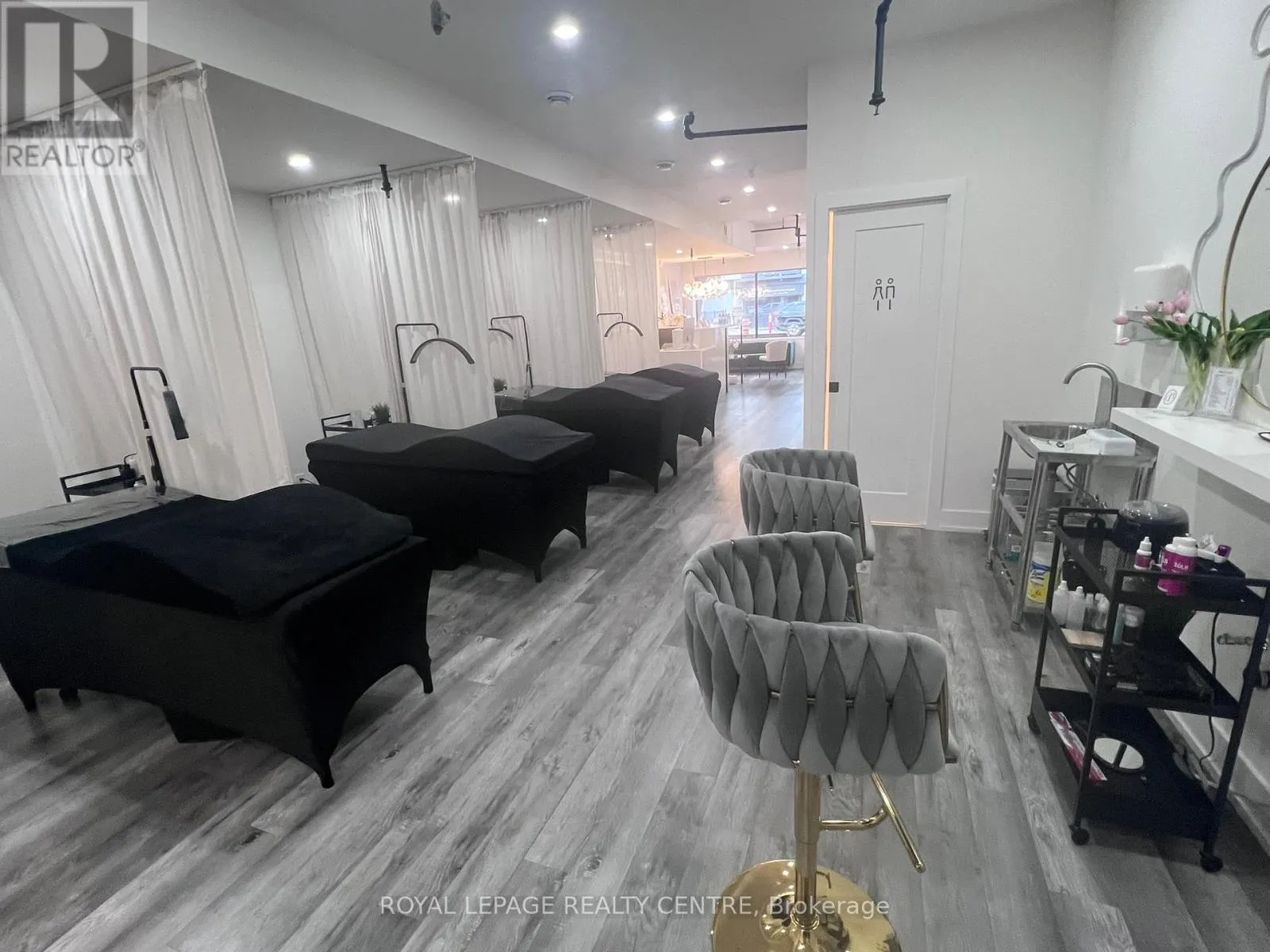 1034 EGLINTON AVENUE W