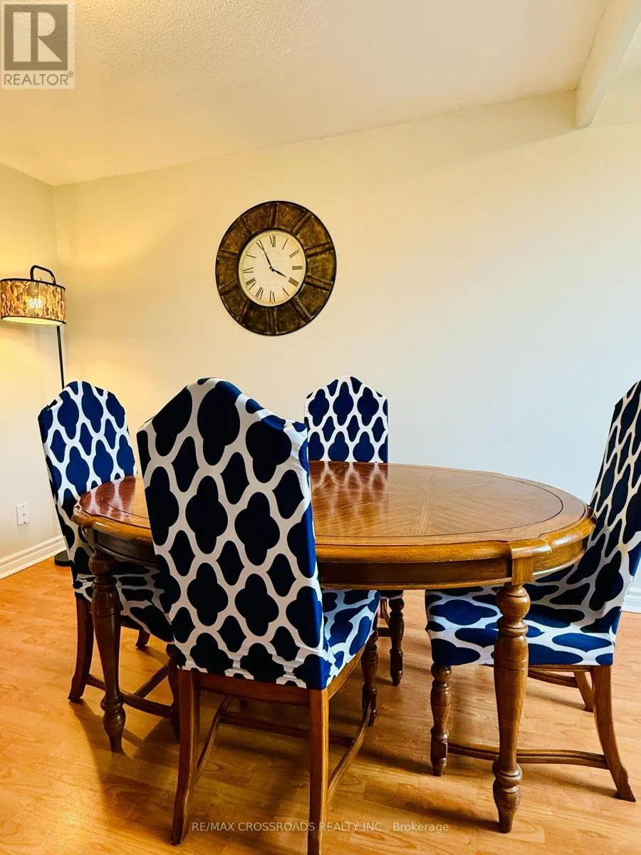 202 - 20 EDGECLIFF GOLFWAY