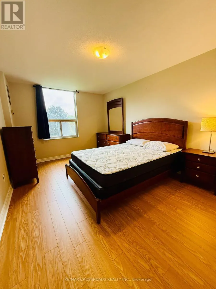 202 - 20 EDGECLIFF GOLFWAY