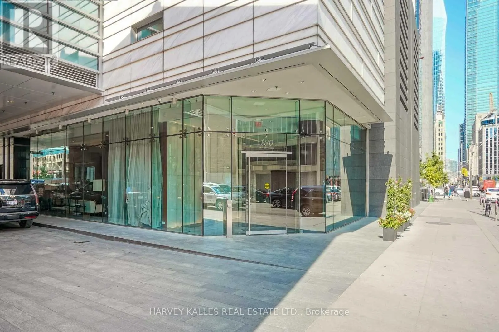 2508 - 180 UNIVERSITY AVENUE