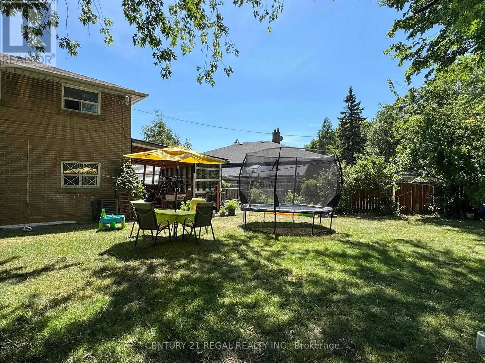 94 BILLINGTON CRESCENT