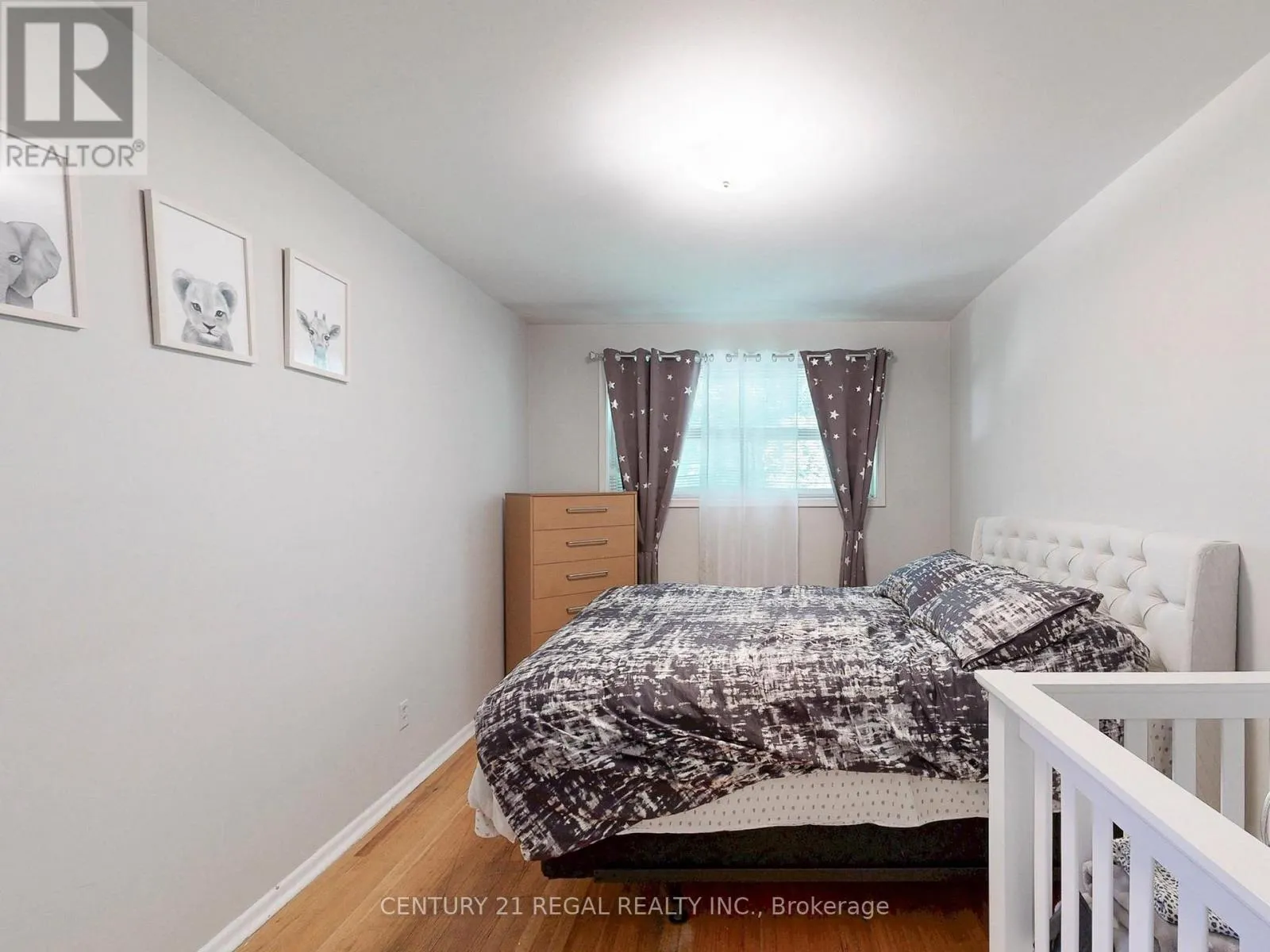 94 BILLINGTON CRESCENT