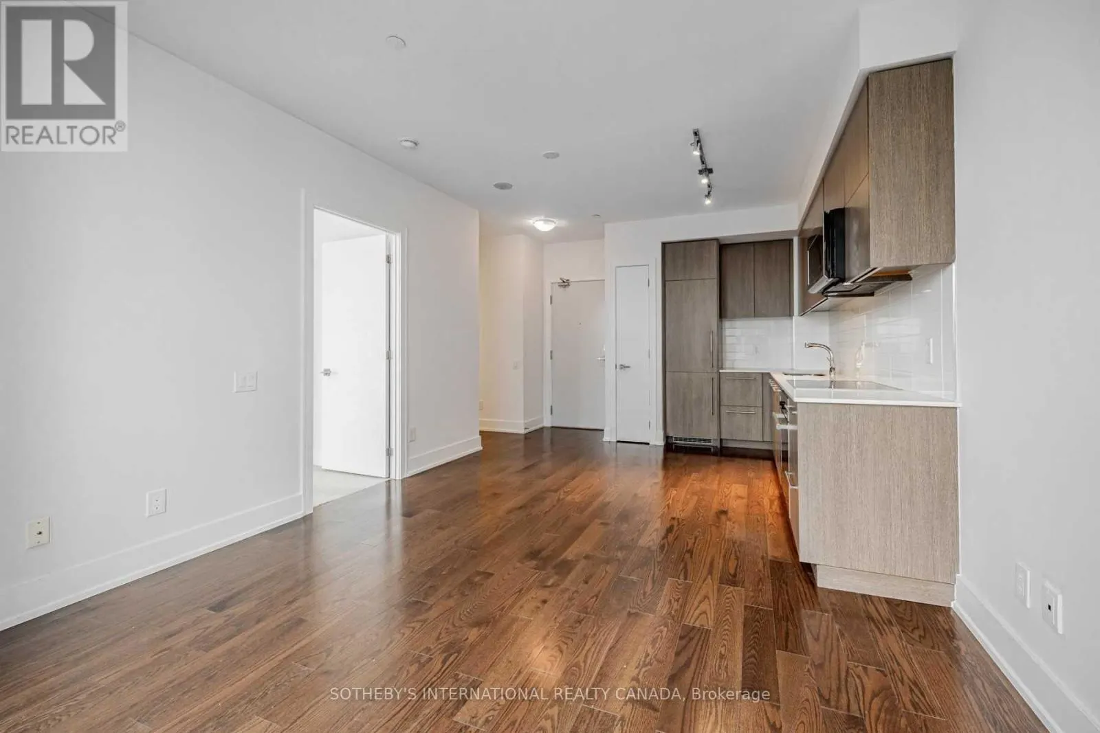 1104 - 170 AVENUE ROAD