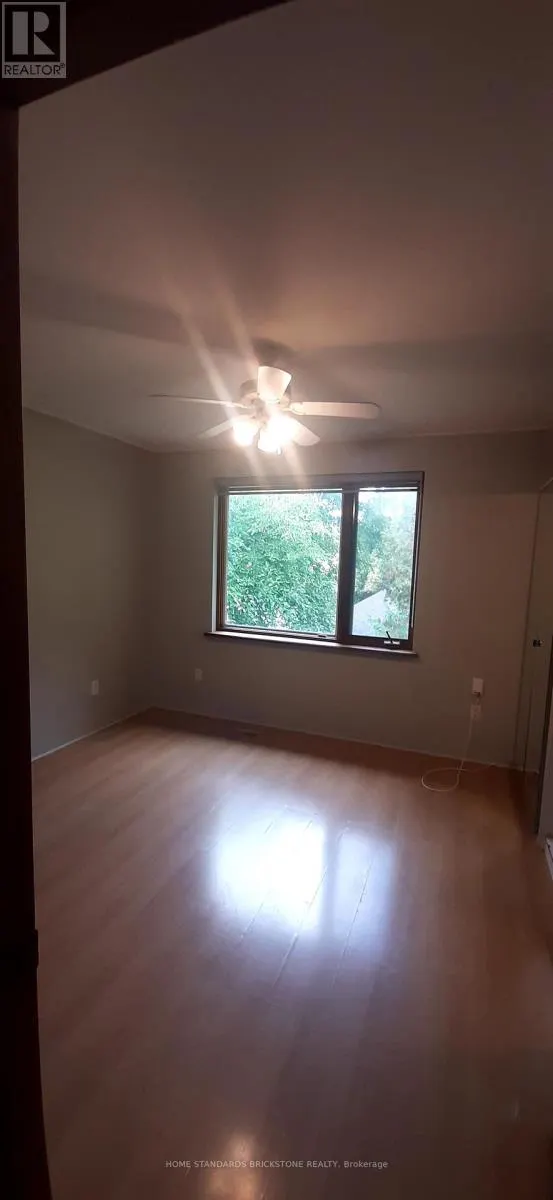 UNIT B - 5 FINCHURST DRIVE