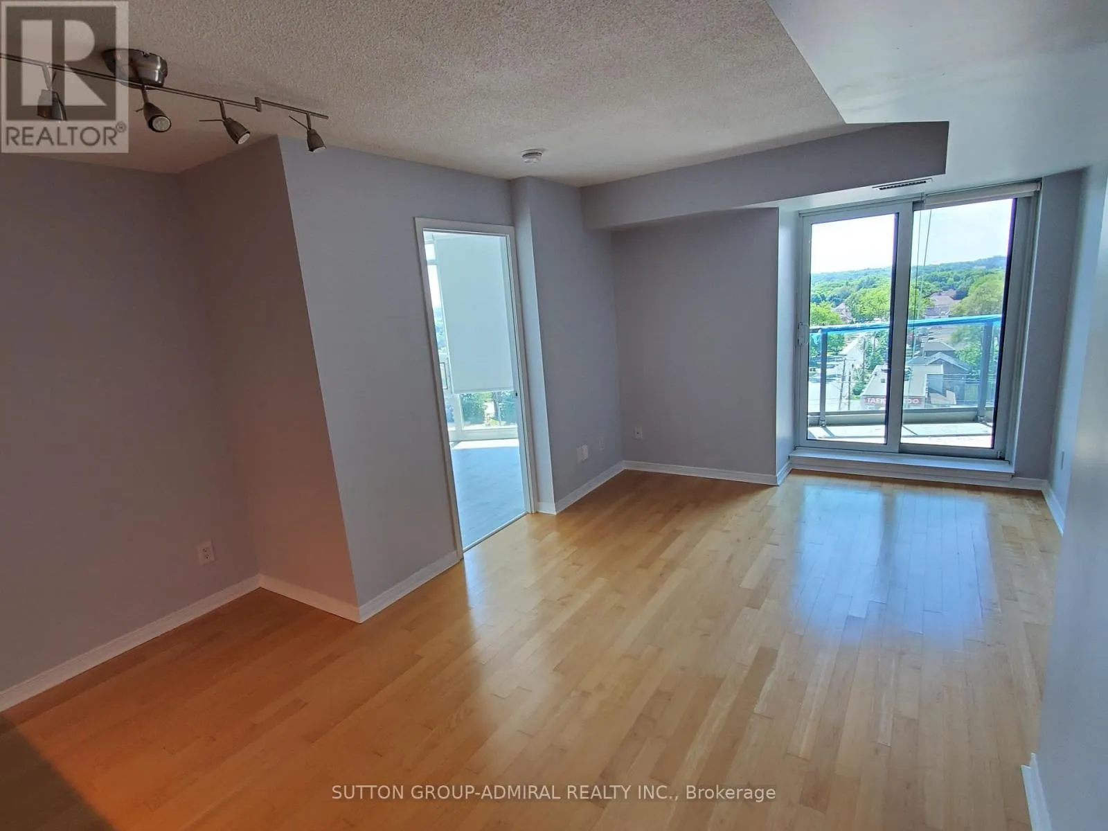1006 - 28 HARRISON GARDEN BOULEVARD