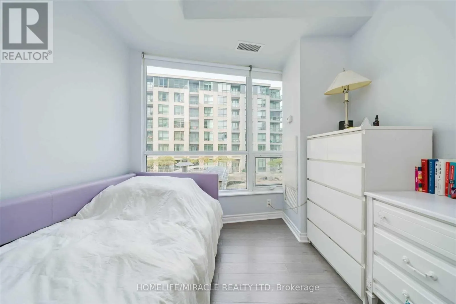 203 - 219 FORT YORK BOULEVARD