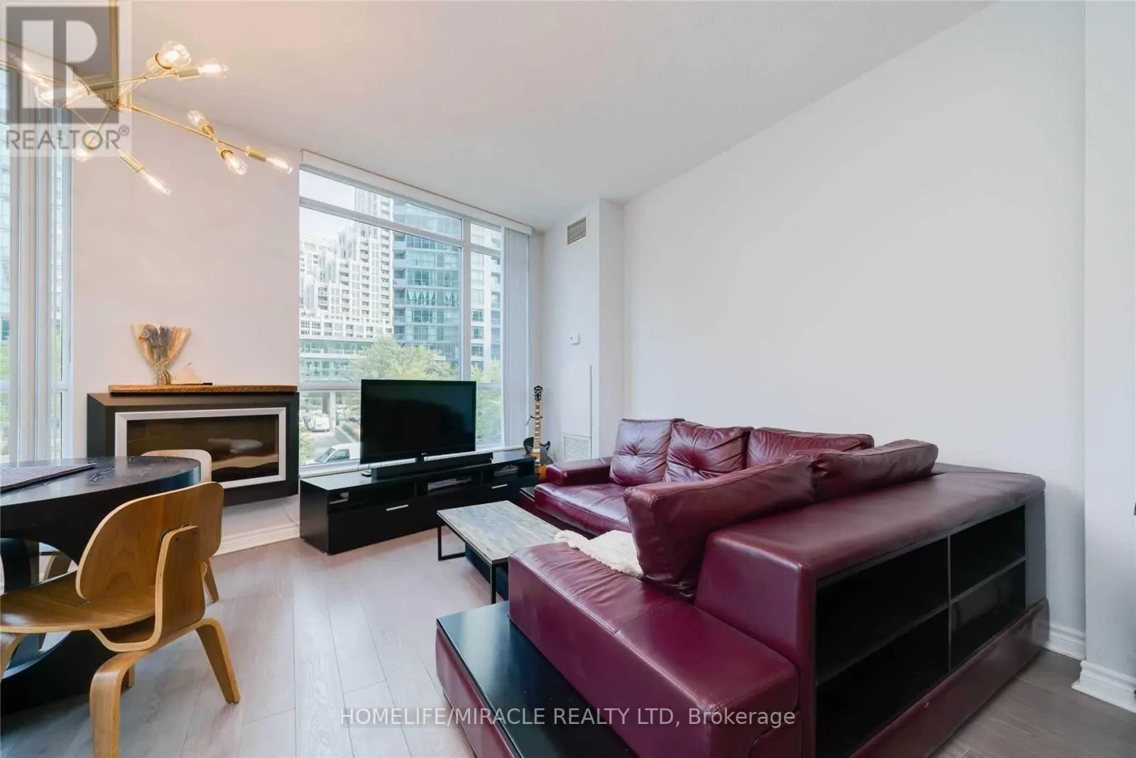 203 - 219 FORT YORK BOULEVARD