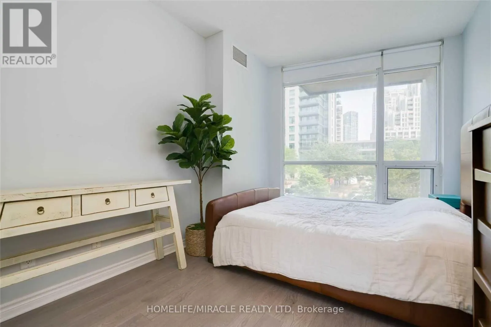 203 - 219 FORT YORK BOULEVARD