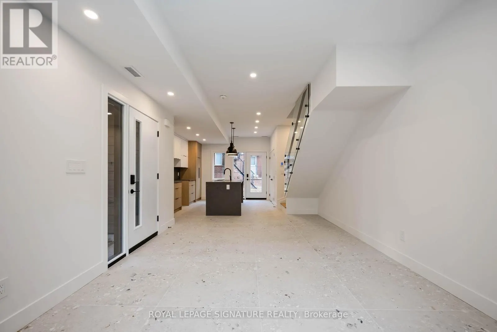 LANEWAY - 308 ST GEORGE STREET