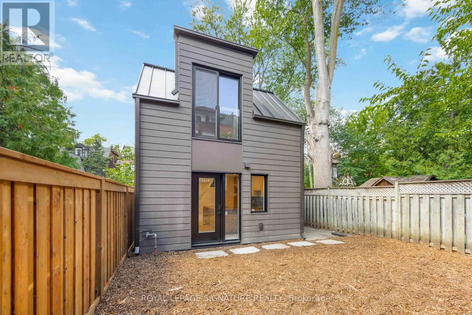LANEWAY - 308 ST GEORGE STREET