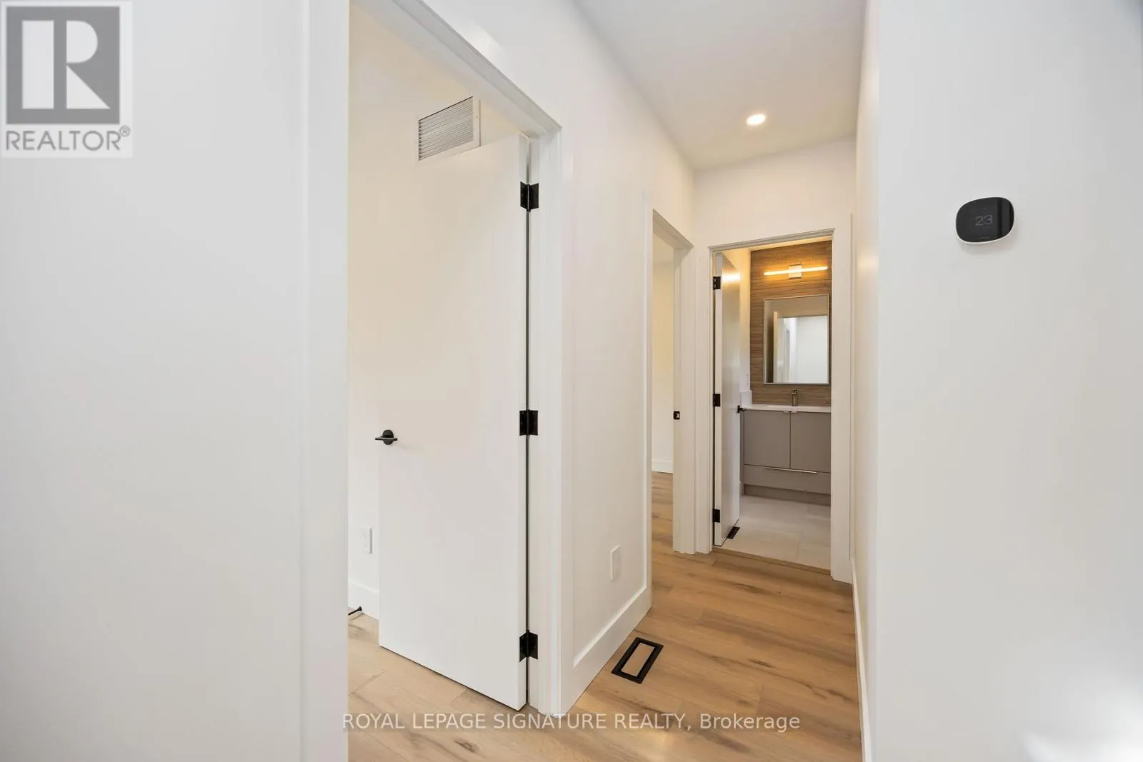 LANEWAY - 308 ST GEORGE STREET