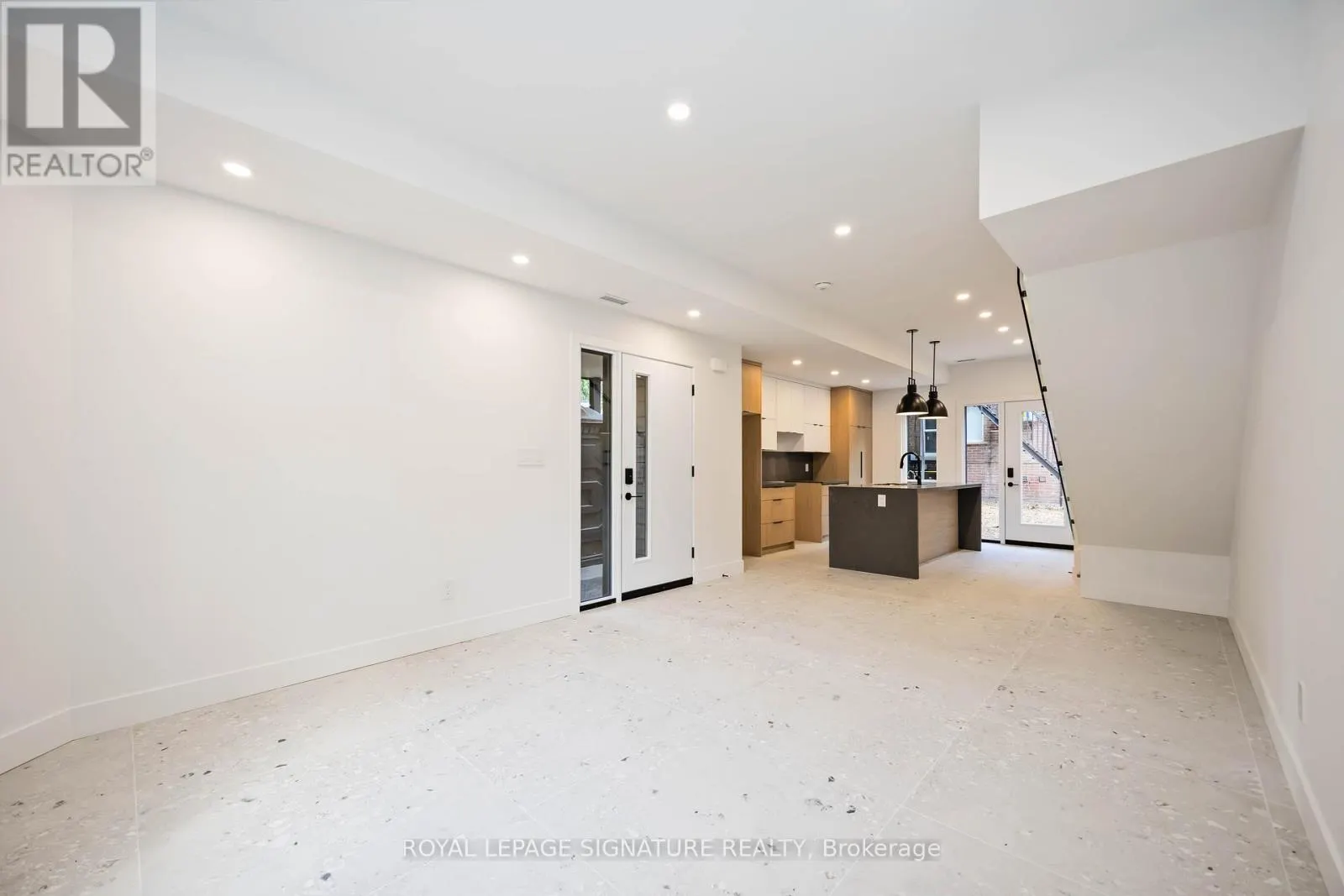 LANEWAY - 308 ST GEORGE STREET