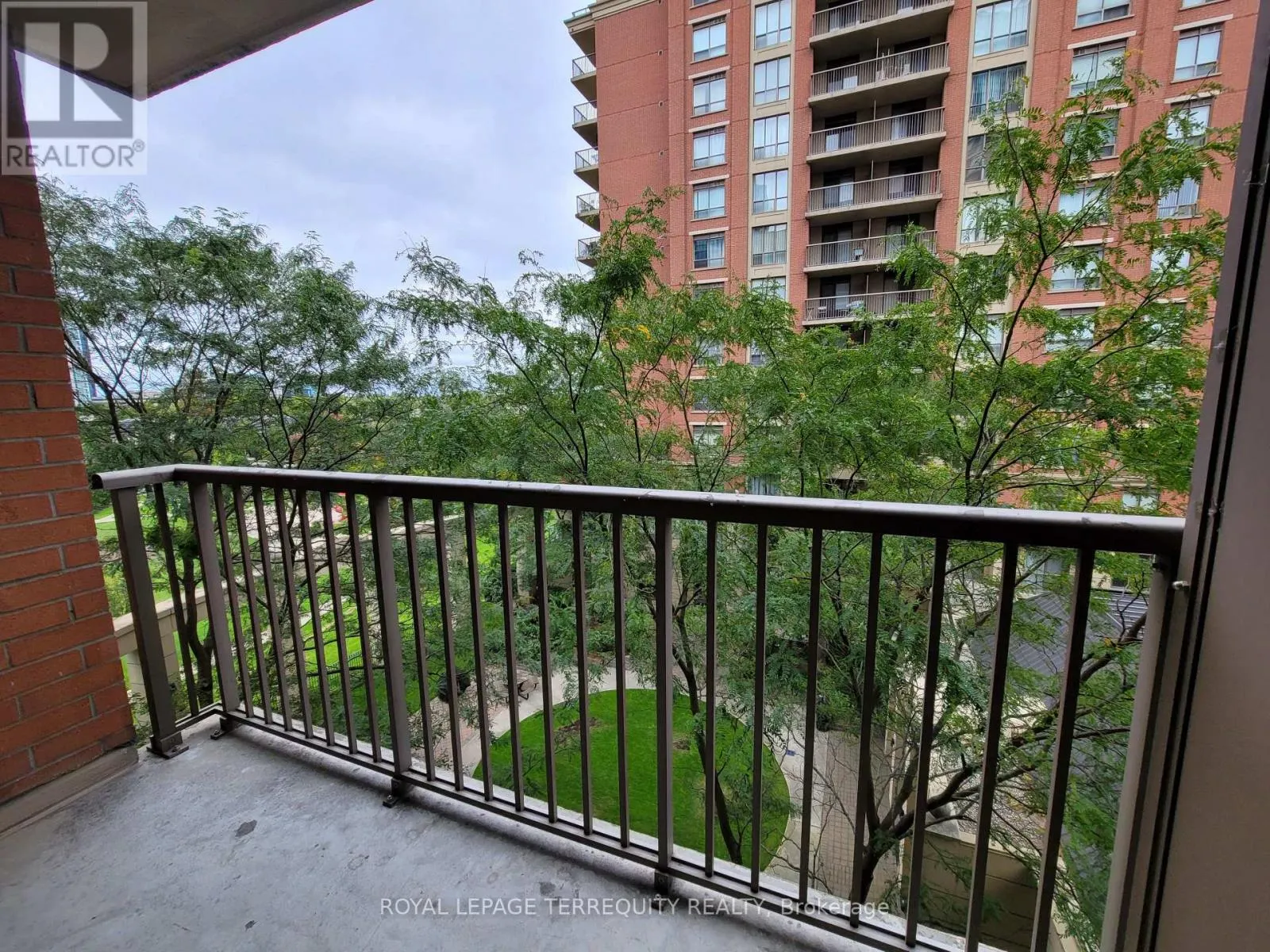 505 - 51 HARRISON GARDEN BOULEVARD