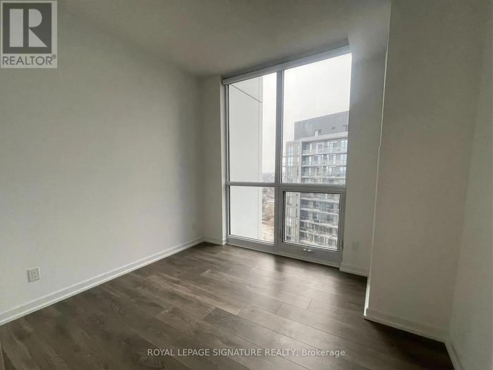 1102 - 32 FOREST MANOR ROAD