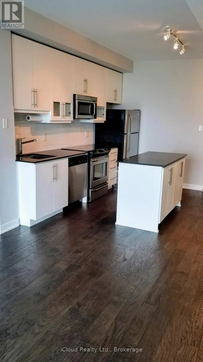 1212 - 1171 QUEEN STREET W