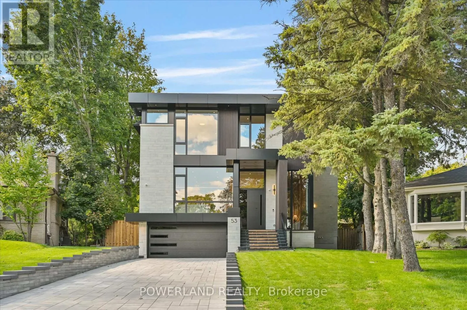 53 WHITTAKER CRESCENT