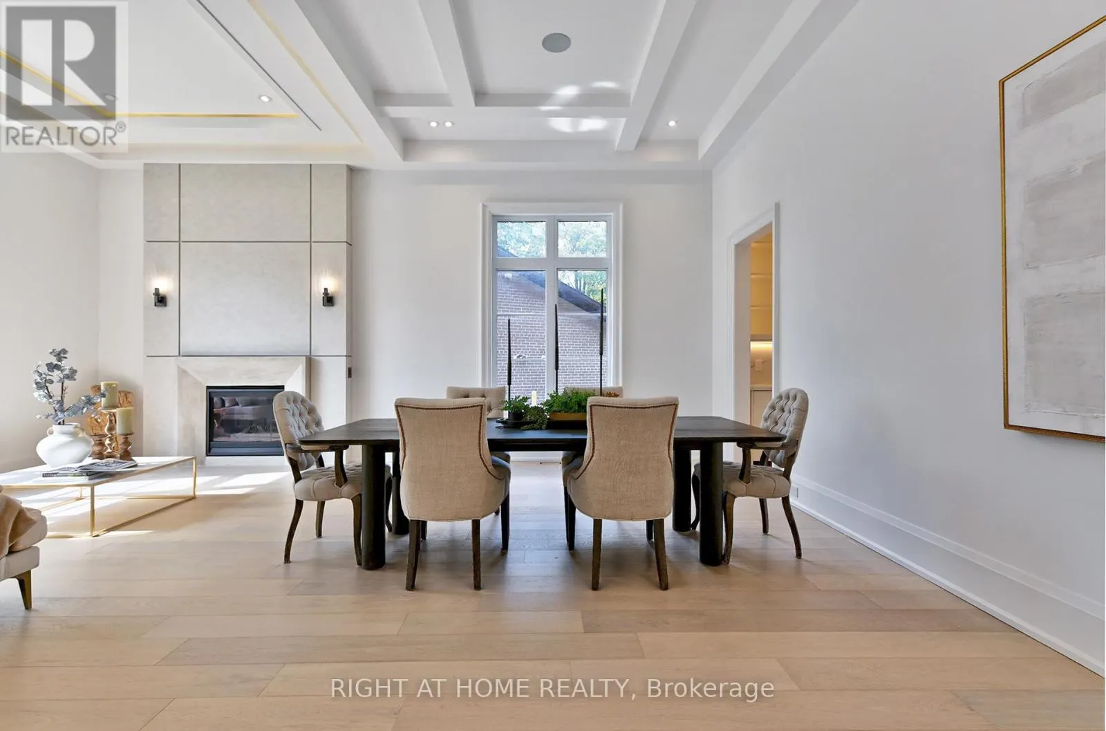 27 HURLINGHAM CRESCENT