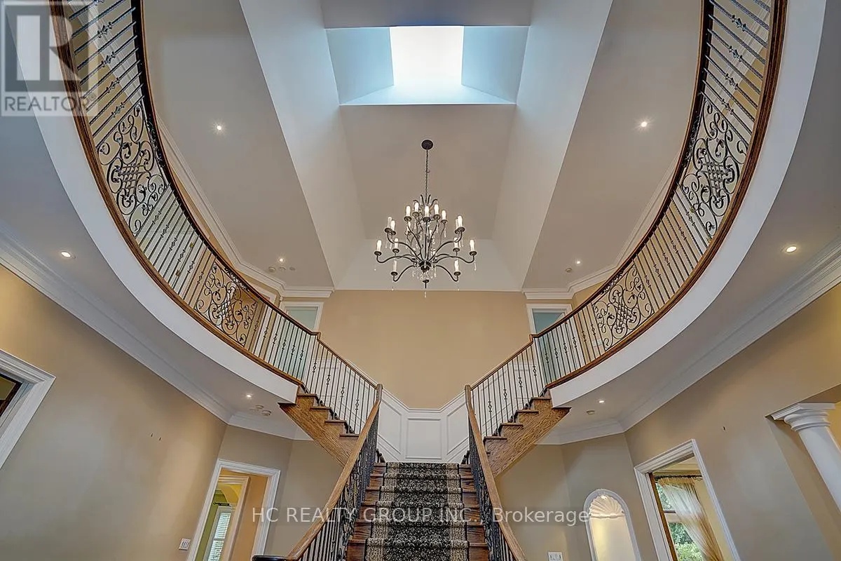 193 THE BRIDLE PATH