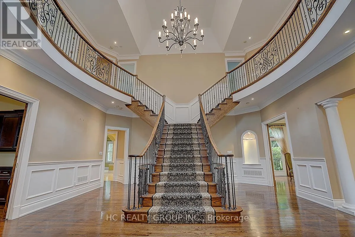 193 THE BRIDLE PATH