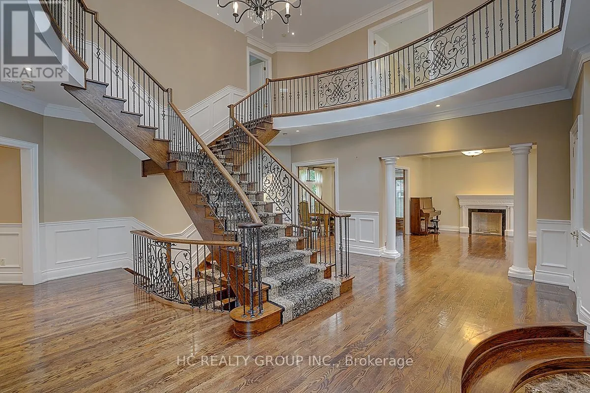 193 THE BRIDLE PATH