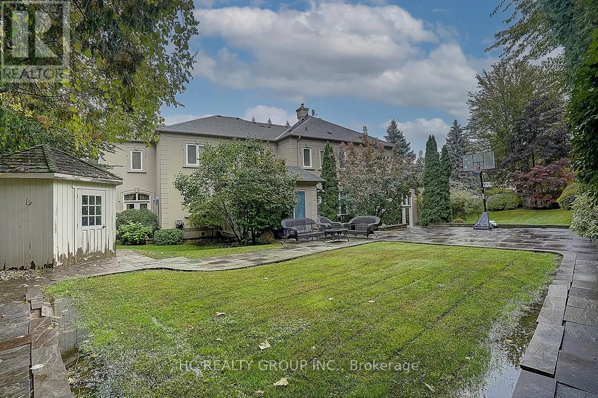 193 THE BRIDLE PATH