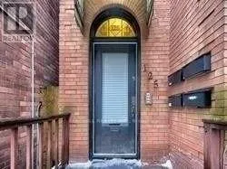 ST - 125 MAITLAND STREET