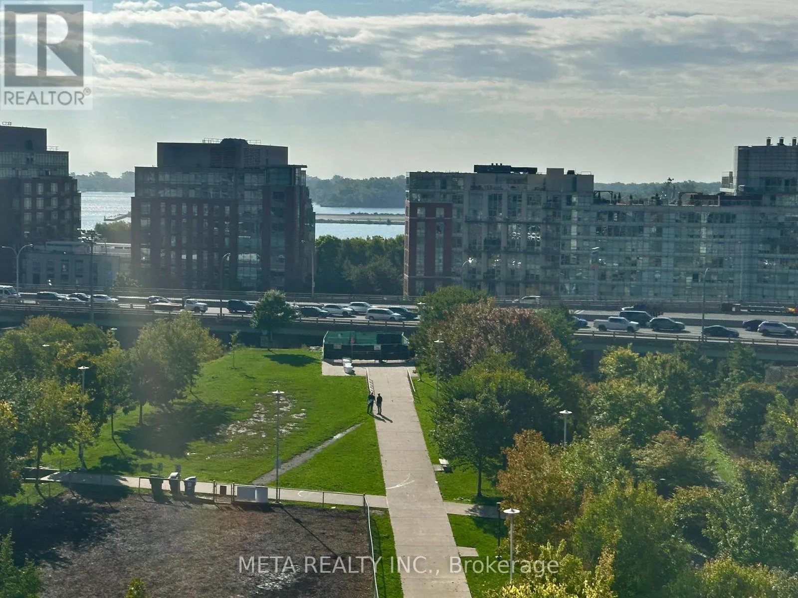 902 - 151 DAN LECKIE WAY