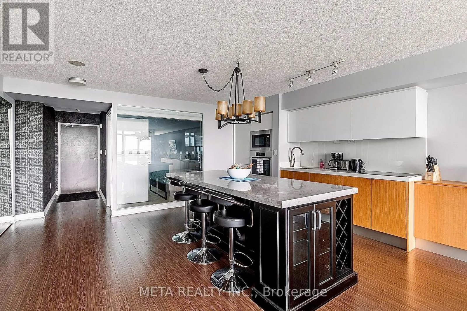 902 - 151 DAN LECKIE WAY