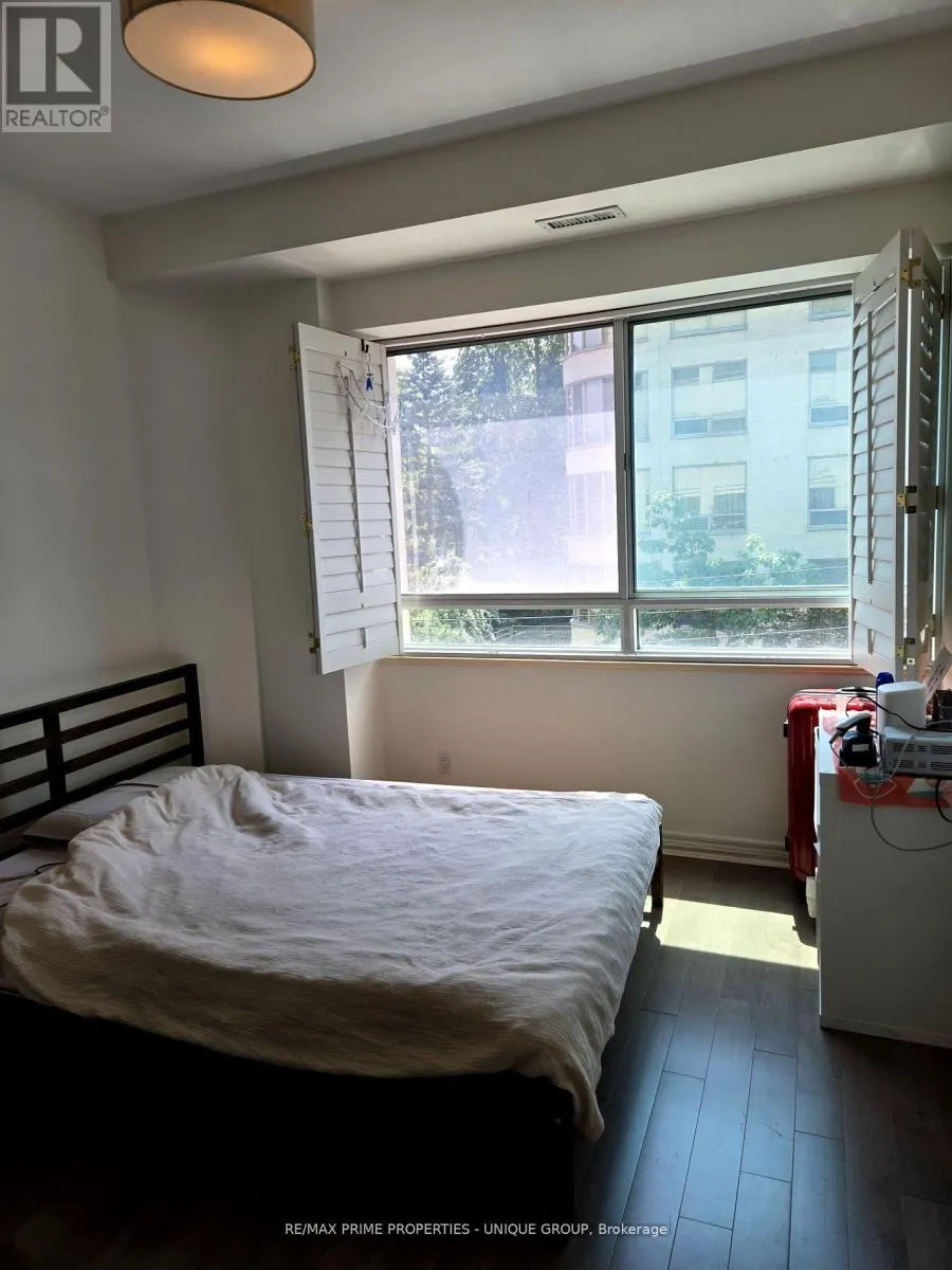 208 - 1231 YONGE STREET