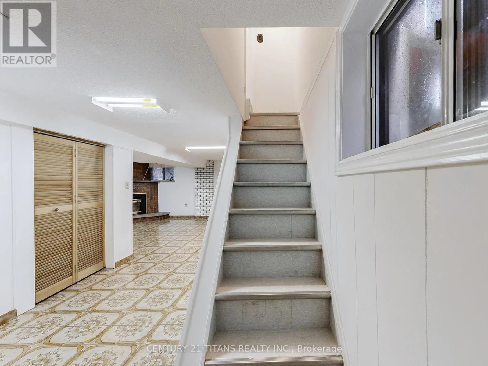 67 HOLLAND PARK AVENUE