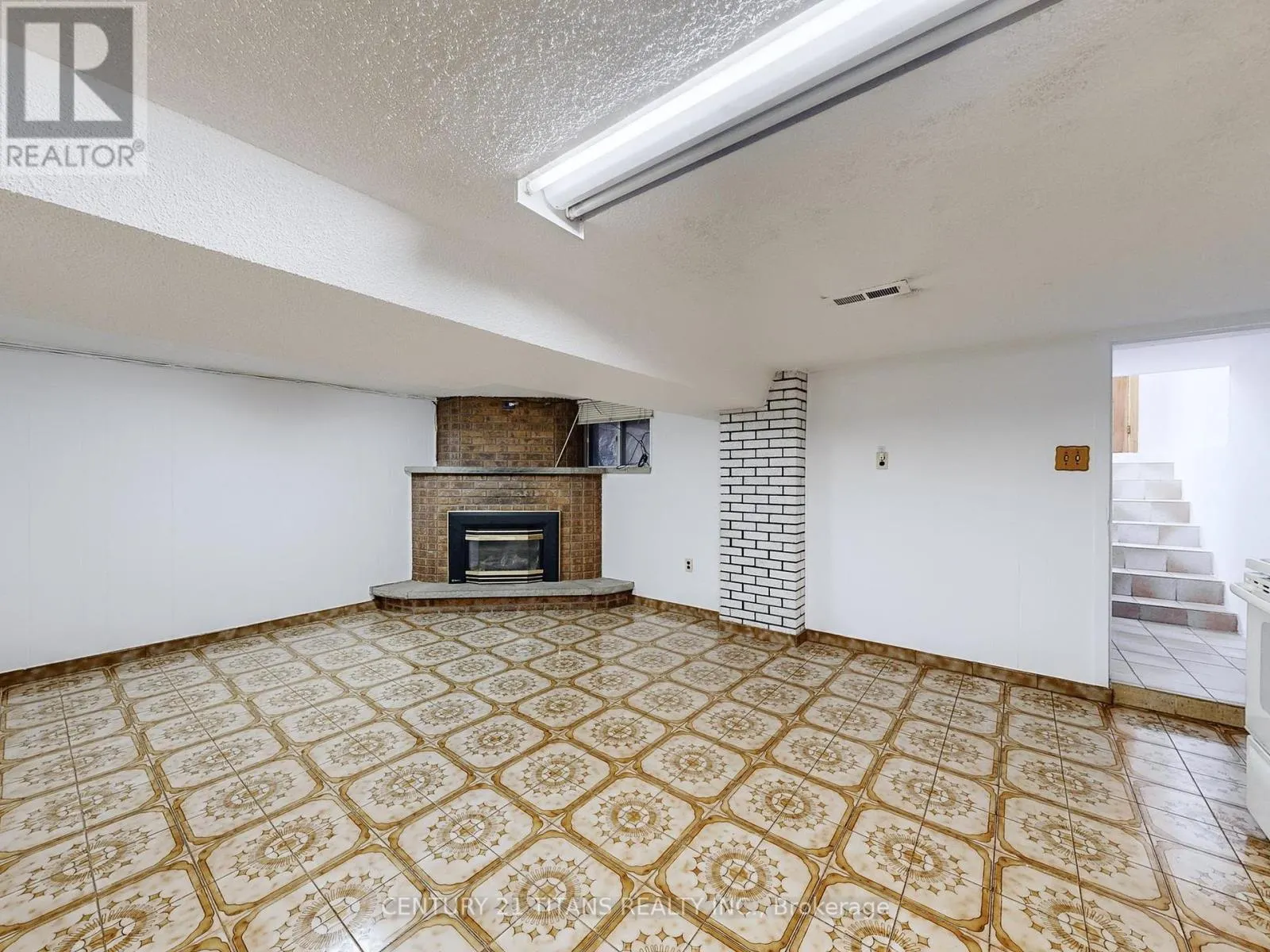 67 HOLLAND PARK AVENUE